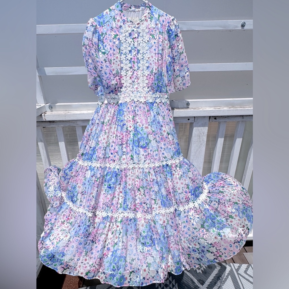 KATE SPADE New York Breathtaking Floral Silk Light Dress Rare Find NEW Size 10